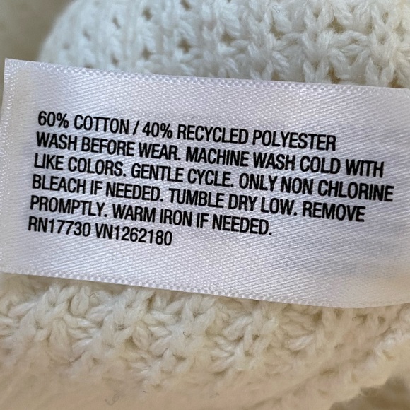 CAT & JACK White 3 Button Cardigan - Picture 4 of 5